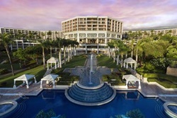 Grand Wailea Resort Hotel and Spa, pet friendly hotel in kihei hawaii, dog friendly maui hotels
